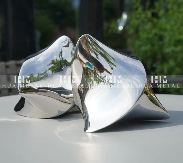 Konstverk i gjutet rostfritt stål